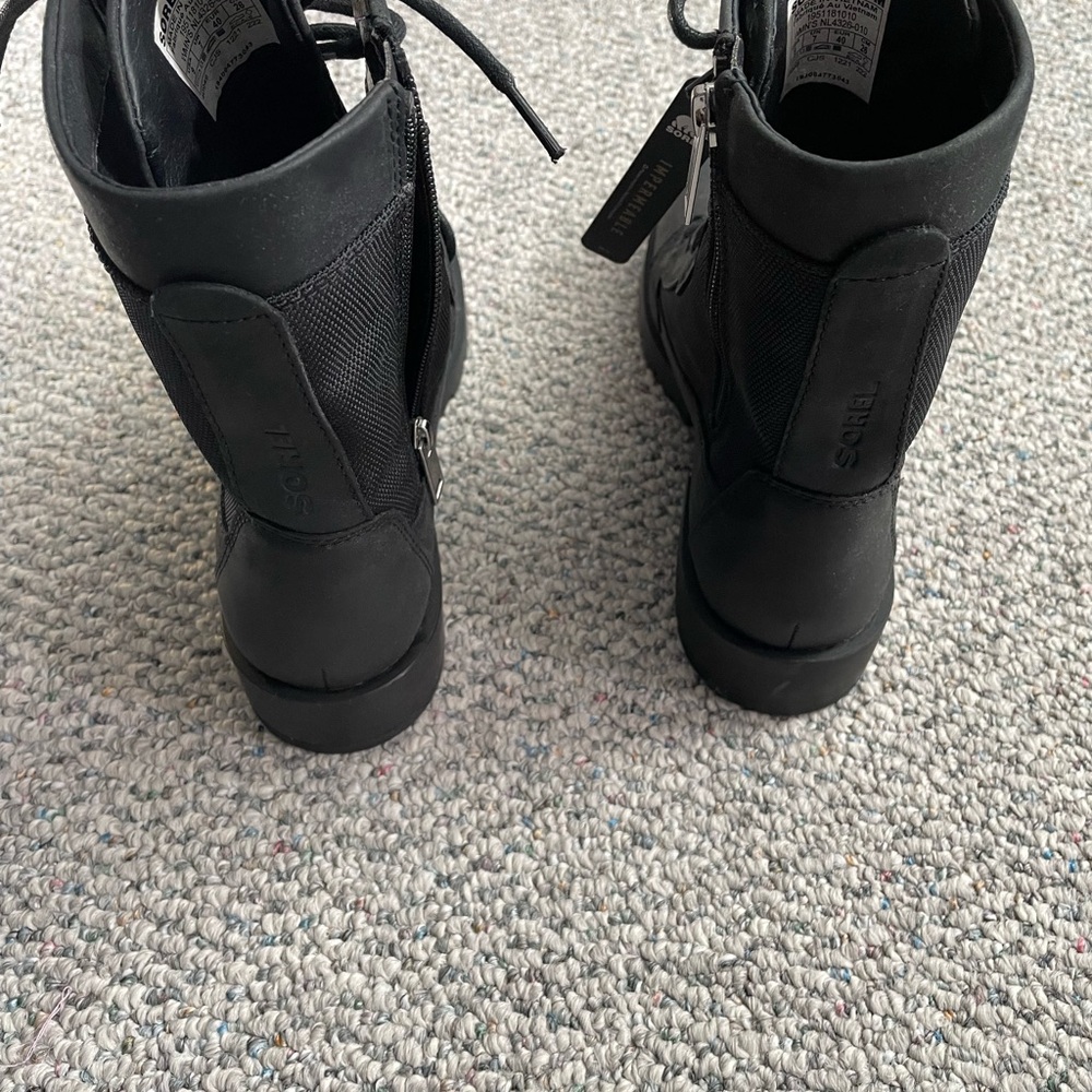 Sorel Black Waterproof Black Boots - Picture 6 of 6